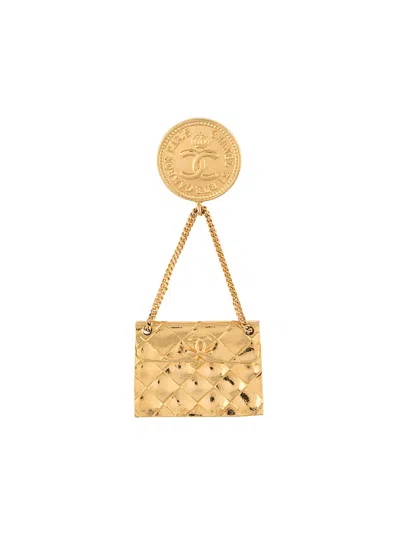 Pre-owned Chanel 1990s Classic Flap Bag Motif Brooch In Gold