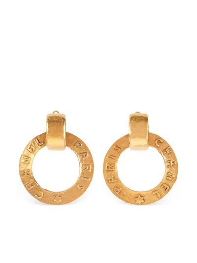 Pre-owned Chanel 1990s Door-knocker Clip-on Earrings In Gold