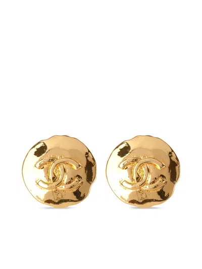 Pre-owned Chanel 1990s Gold Plated Interlocking Cc Clip-on Earrings