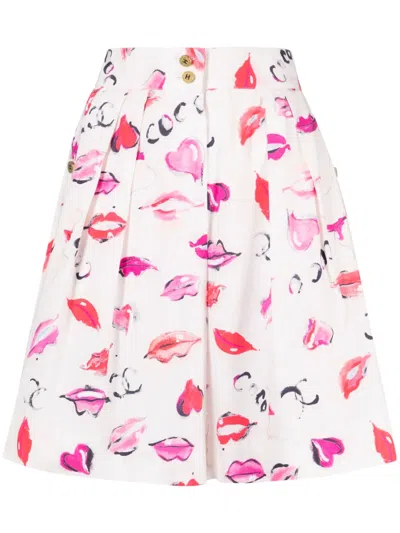 Pre-owned Chanel 1990s Lipstick-pattern Shorts In White