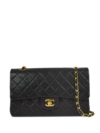 Pre-owned Chanel 1990s Medium Double Flap Shoulder Bag In Black