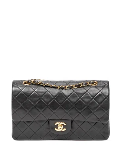 Pre-owned Chanel 1990s Quilted Chain Shoulder Bag In Black