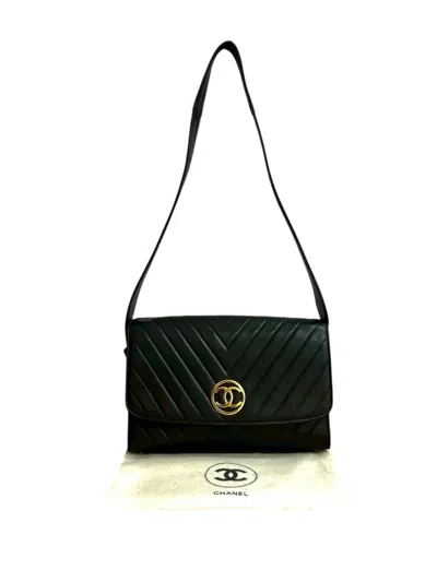 Pre-owned Chanel 1991-1994 Cc Chevron Lambskin Flap Crossbody Bag In Black