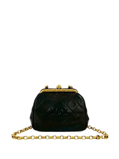 Pre-owned Chanel 1991-1994 Cc Quilted Lambskin Kiss Lock Frame Clutch With Bijoux Chain Crossbody Bag In Black