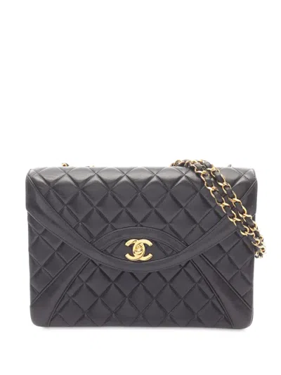 Pre-owned Chanel 1991-1994 Cc Quilted Lambskin Round Flap Crossbody Bag In Black