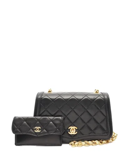 Pre-owned Chanel 1991-1994 Cc Turn-lock Shoulder Bag In Black