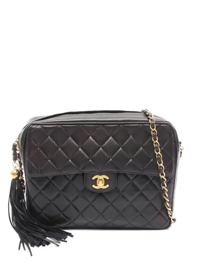 Pre-owned Chanel 1991-1994 Chain Lambskin Shoulder Bag In Black
