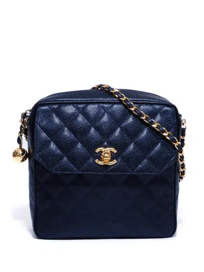 Pre-owned Chanel 1991-1994 Diamond-quilted Crossbody Bag In Black