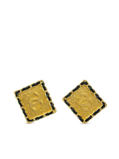 Pre-owned Chanel 1991 Leather-trimmed Clip-on Earrings In Gold