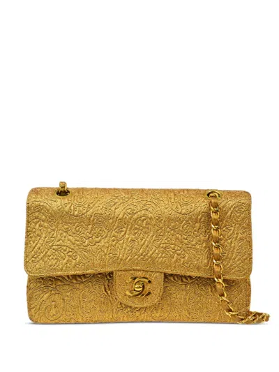 Pre-owned Chanel 1992 Medium Double Flap Shoulder Bag In Gold