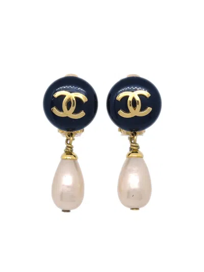 Pre-owned Chanel 1993 Cc Faux-pearl Clip-on Earrings In Gold