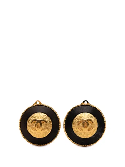 Pre-owned Chanel 1993 Cc Gold Plated And Wood Round Button Clip On Earrings Costume Earrings In Black
