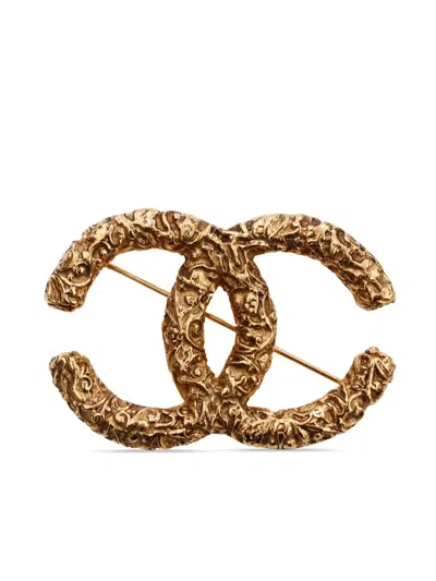 Pre-owned Chanel 1993 Cc Gold Plated Brooch