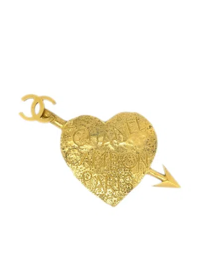 Pre-owned Chanel 1993 Cc Heart Brooch In Gold
