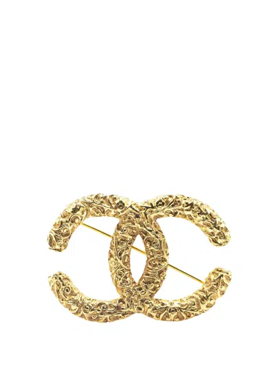 Pre-owned Chanel 1993 Gold Plated Cc Brooch Costume Brooch