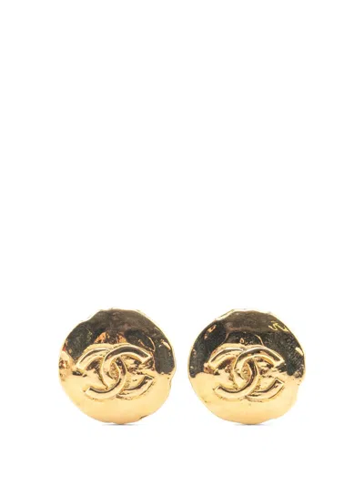 Pre-owned Chanel 1993 Gold Plated Cc Clip On Earrings Costume Earrings