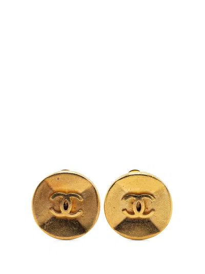 Pre-owned Chanel 1993 Gold Plated Cc Clip On Earrings Costume Earrings
