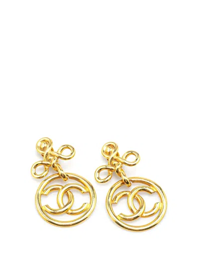 Pre-owned Chanel 1993 Gold Plated Cc Drop Clip-on Earrings Costume Earrings In 金色