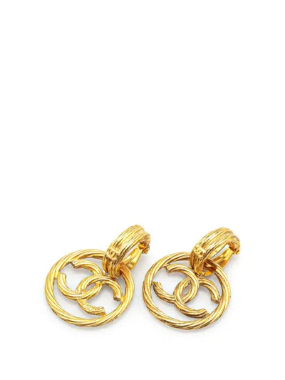 Pre-owned Chanel 1993 Gold Plated Cc Drop Clip On Earrings Costume Earrings