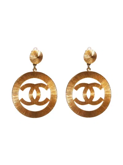 Pre-owned Chanel 1993 Large Cc-mark Earrings In 金色