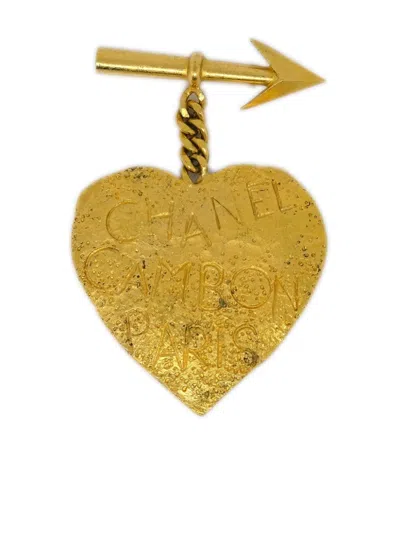 Pre-owned Chanel 1993 Logo-engraved Heart Brooch In Gold