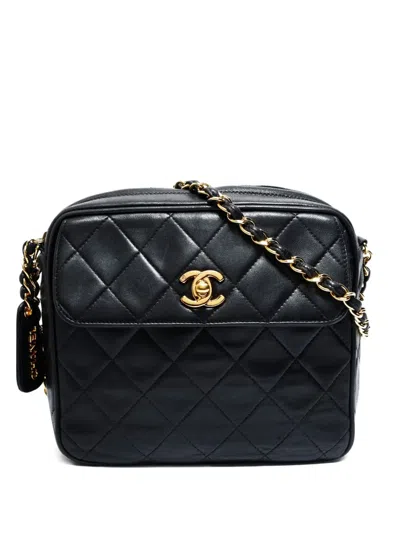 Pre-owned Chanel 1994-1996 Cc Mark Turn Lock Quilted Shoulder Bag In Black