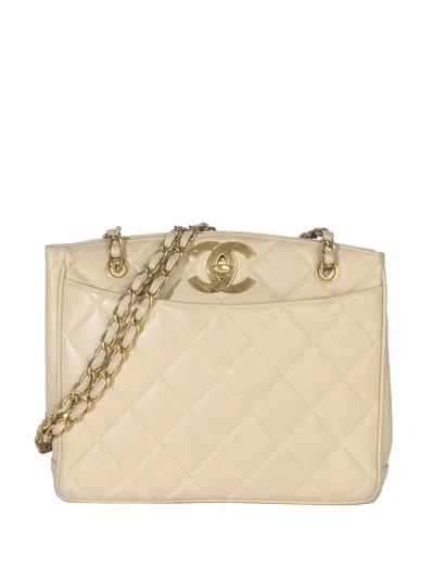 Pre-owned Chanel 1994-1996 Cc Quilted Shoulder Bag In Neutral