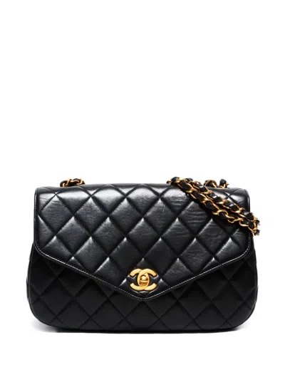 Pre-owned Chanel 1994-1996 Diamond-quilted Shoulder Bag In Black