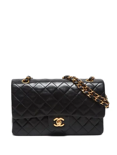 Pre-owned Chanel 1994-2000 Medium Double Flap Shoulder Bag In Black