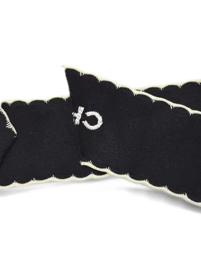 Pre-owned Chanel 1994 Bow-shape Brooch In Black