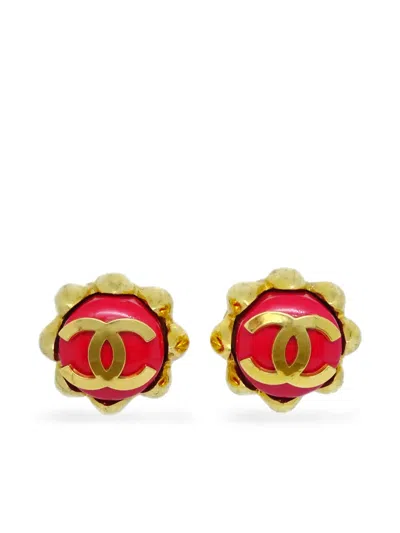 Pre-owned Chanel 1994 Cc Button Clip-on Earrings In Gold