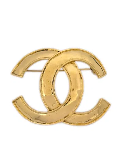 Pre-owned Chanel 1994 Cc Corsage Brooch In Gold