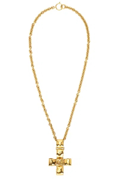 Pre-owned Chanel 1994 Cc Cross Necklace In Gold