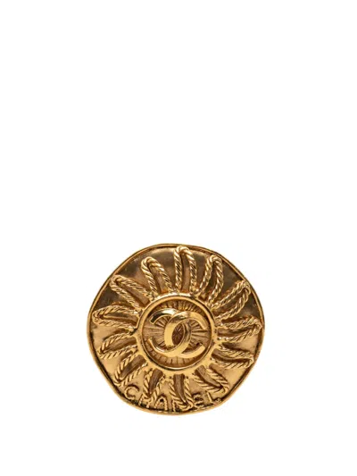 Pre-owned Chanel 1994 Cc Gold Plated Sunburst Brooch Costume Brooch