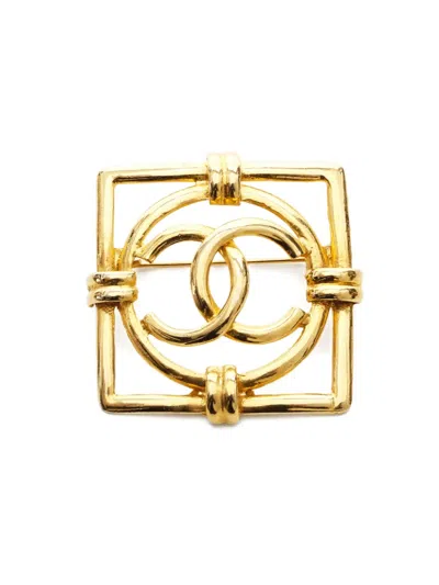 Pre-owned Chanel 1994 Cc Logo Brooch In Gold