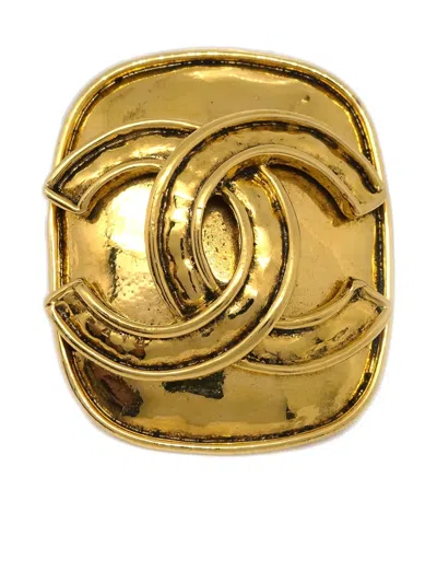 Pre-owned Chanel 1994 Cc-logo Circular Brooch In Gold