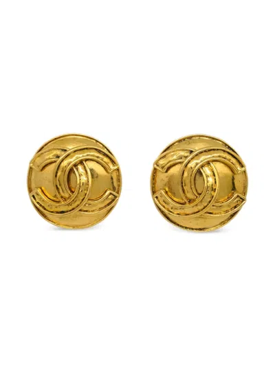 Pre-owned Chanel 1994 Cc Logo Clip-on Earrings In Gold
