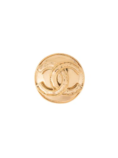 Pre-owned Chanel 1994 Cc Round Brooch In Gold