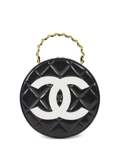 Pre-owned Chanel 1994 Cc Round Vanity Handbag In Black