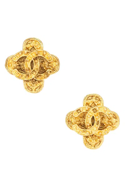 Pre-owned Chanel Coco Mark Studded Cross Earrings In Gold
