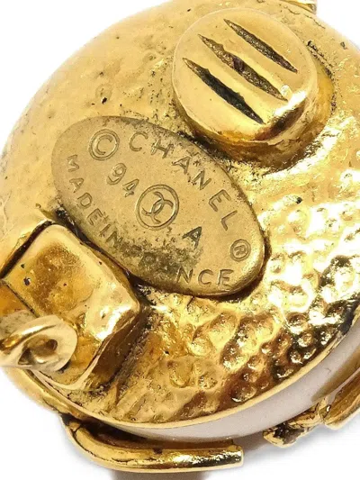 Pre-owned Chanel 1994 Cc-logo Earrings In Gold