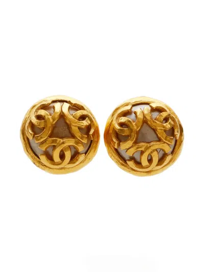 Pre-owned Chanel 1994 Coco Mark Clip-on Earrings In Gold