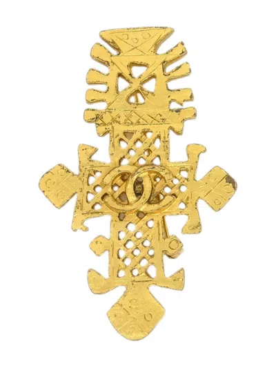 Pre-owned Chanel 1994 Cross Brooch In Gold