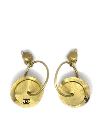 Pre-owned Chanel 1994 Dangle Hoop Clip-on Earrings In Gold