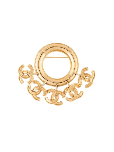 Pre-owned Chanel 1994 Dangling Cc Brooch In Gold