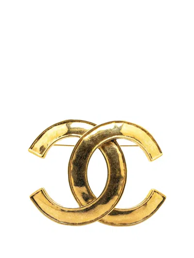 Pre-owned Chanel 1994 Gold Plated Cc Brooch Costume Brooch
