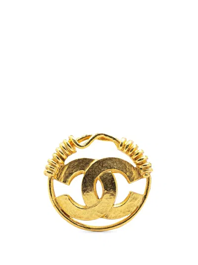 Pre-owned Chanel 1994 Gold Plated Cc Brooch Costume Brooch
