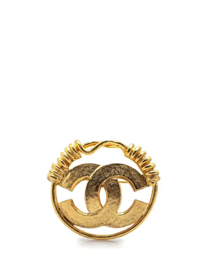 Pre-owned Chanel 1994 Gold Plated Cc Brooch Costume Brooch