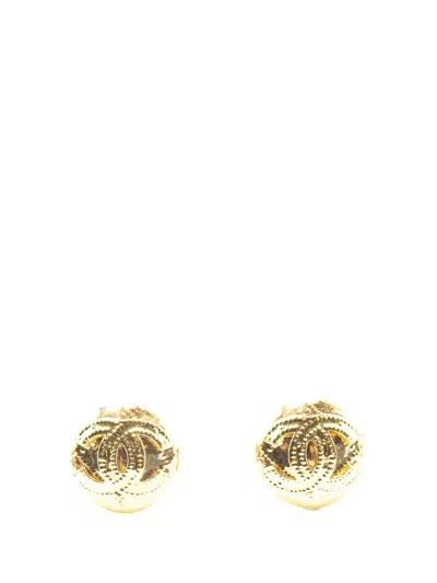 Pre-owned Chanel 1994 Gold Plated Cc Clip On Earrings Costume Earrings