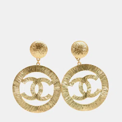 Pre-owned Chanel 1994 Gold Plated Cc Dangle 'sunburst' Clip On Earrings